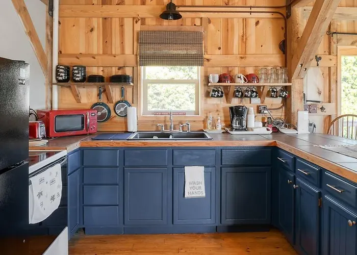 The Rustic Retreat * Pearl City