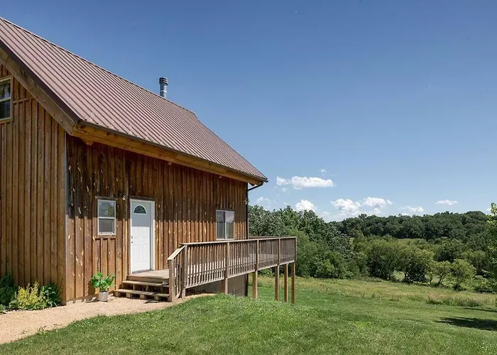 The Rustic Retreat * Pearl City
